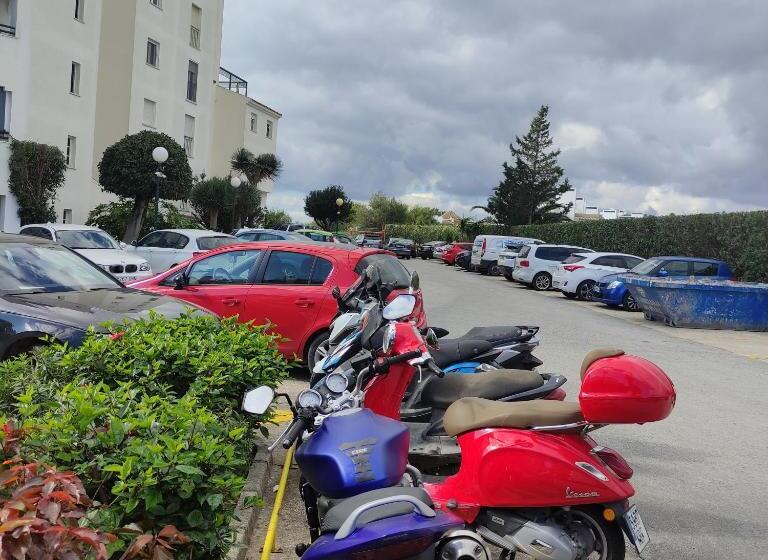 Casa Trebol Parquing Gratis