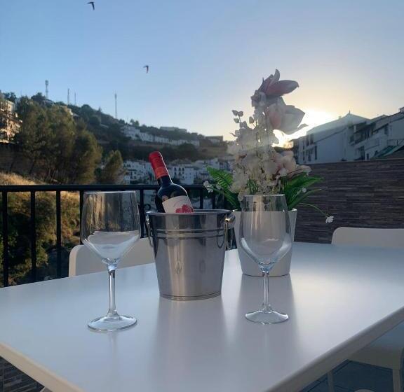 El Balcón De La Roca