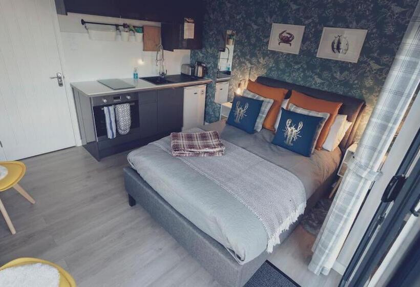 Escape Pod In Devon, 5 Mins From Beach + Parking