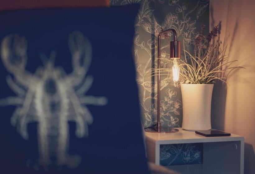 Escape Pod In Devon, 5 Mins From Beach + Parking