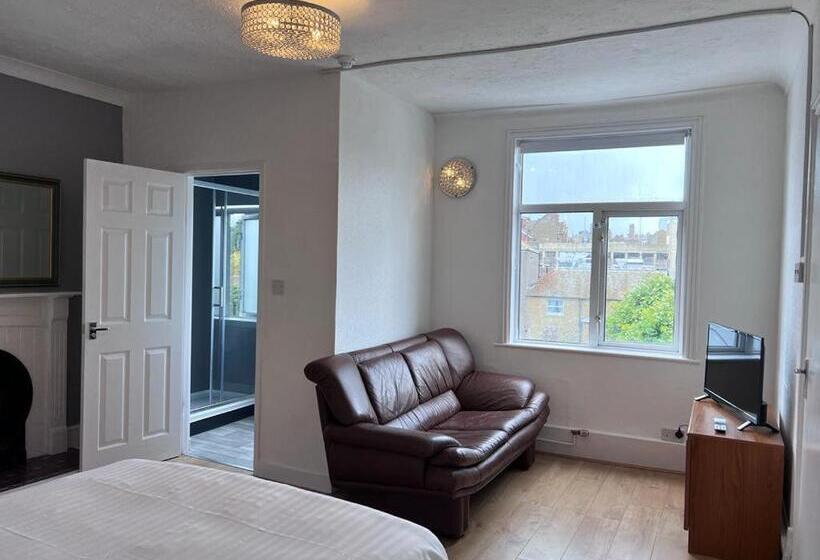 Harbour Street Rooms