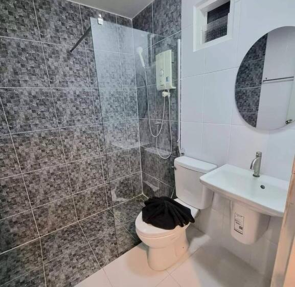 호텔 โรงแรมเกียรตินคร