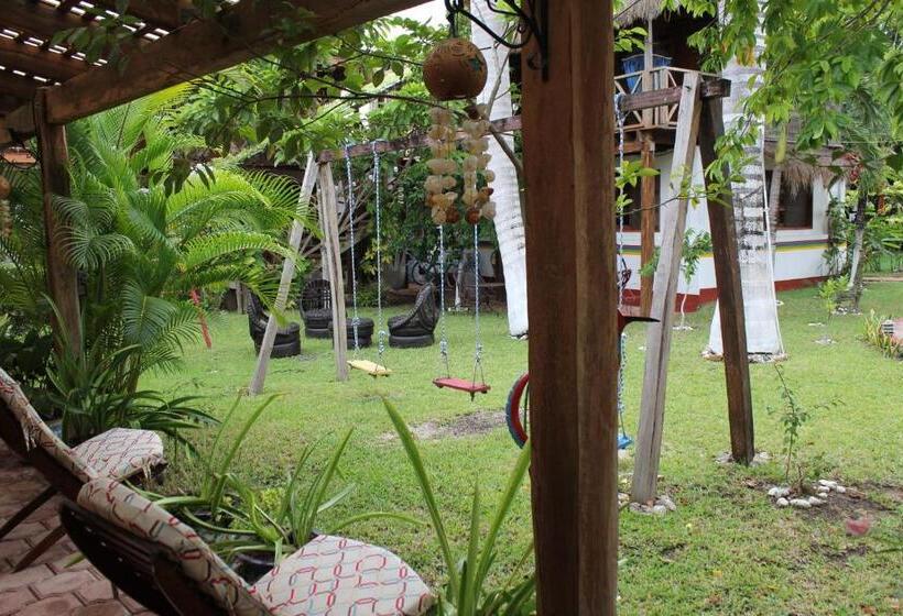 ホテル Cabañas Colibrí