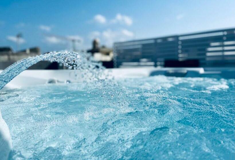 هتل Casa Reale Boutique