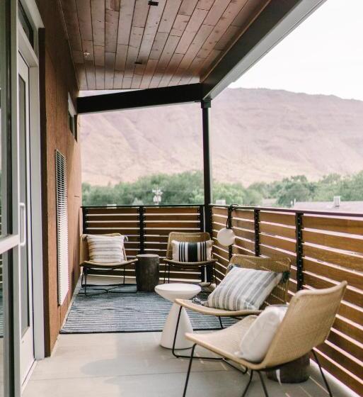 هتل Gravity Haus Moab