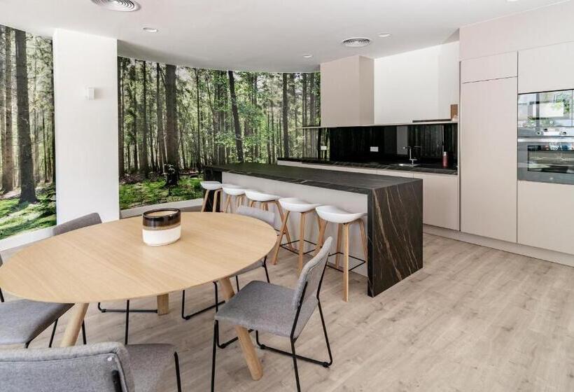 Inf32l  Apotel Infinity By Roomservices