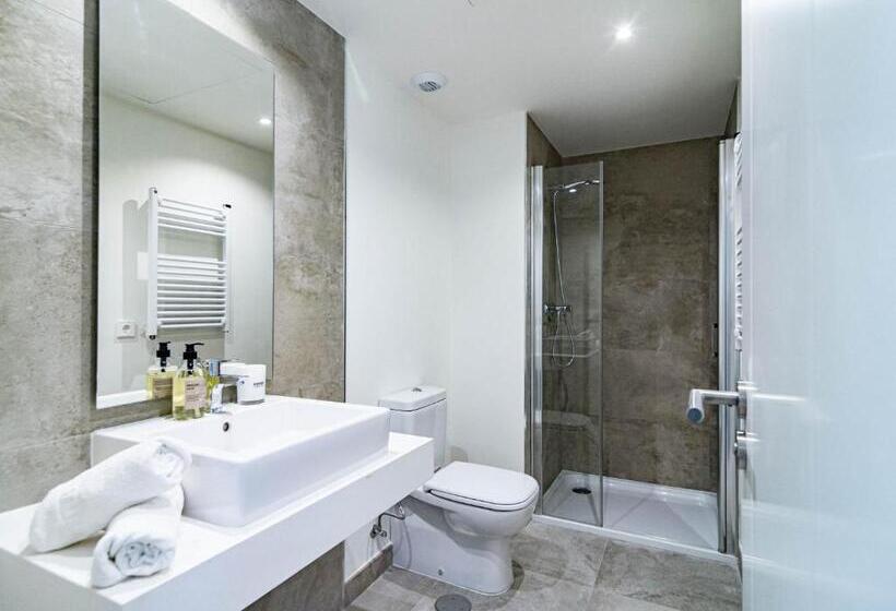 Inf32l  Apotel Infinity By Roomservices