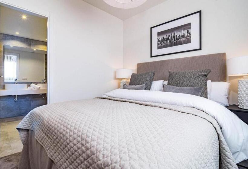 Inf42m  Apotel Infinity By Roomservices