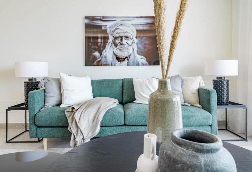 Inf42m  Apotel Infinity By Roomservices