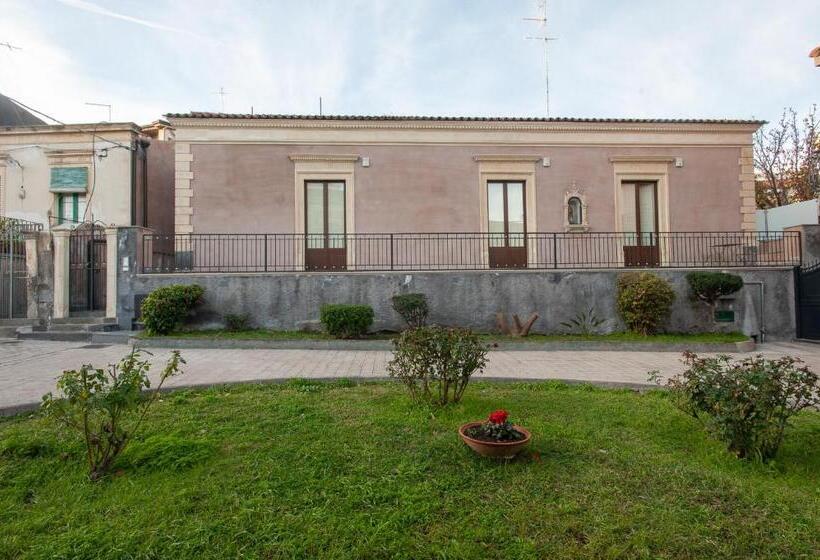 Mori Siciliani House