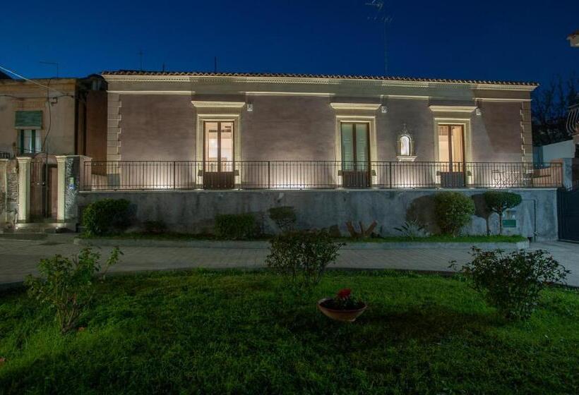 Mori Siciliani House