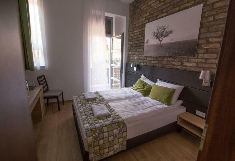 膳宿费 Anna Vendégház