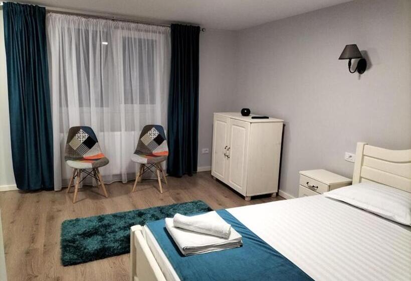 膳宿费 Casa Justin