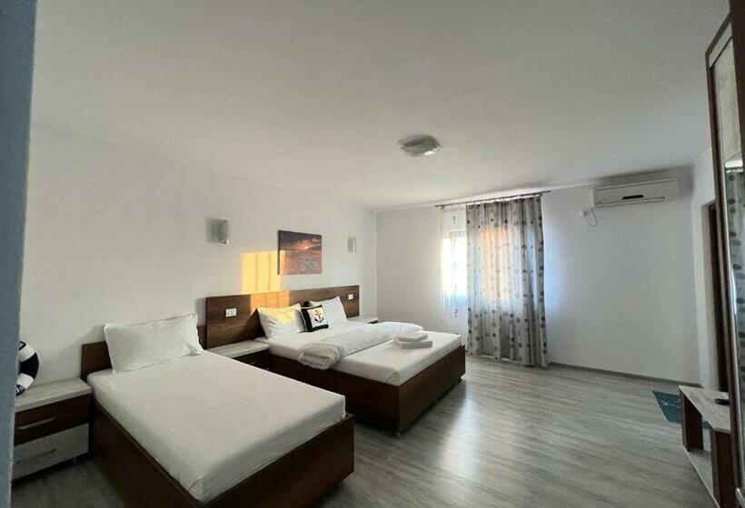 Пансион Casa Lebăda