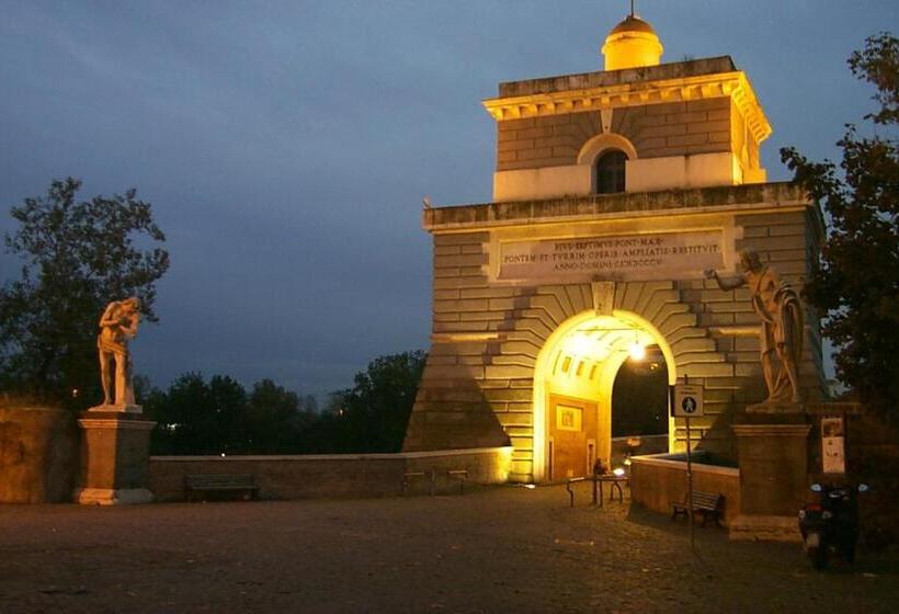 پانسیون Fairome Guest House