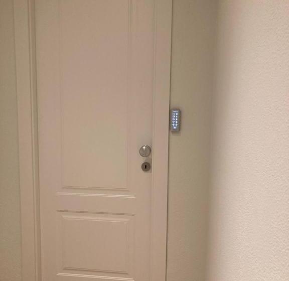 پانسیون Fairome Guest House