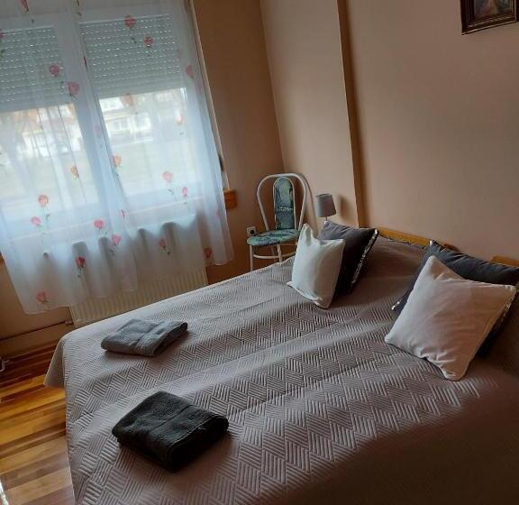 بنسيون Gästehaus Neumann