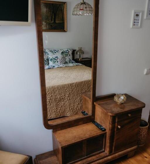 펜션 Hemina Vendégház