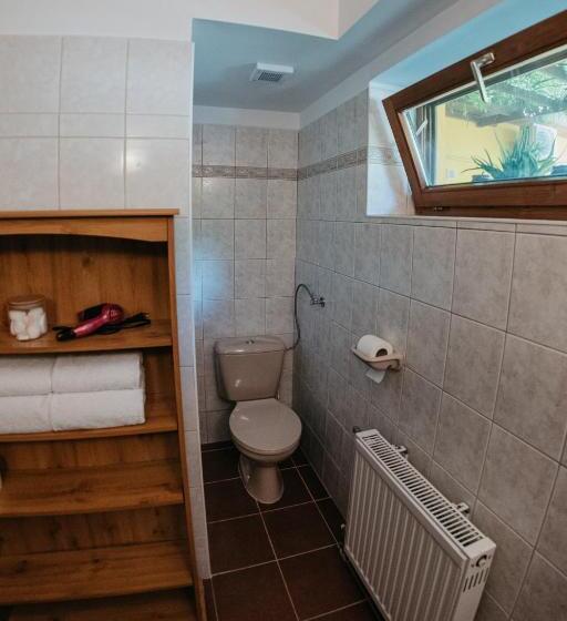 펜션 Hemina Vendégház