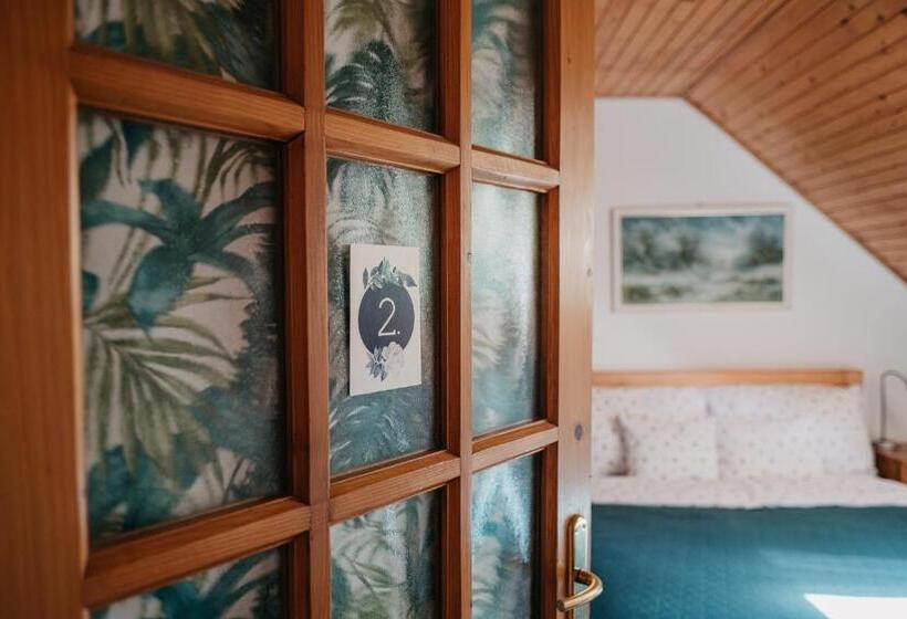 بنسيون Hemina Vendégház