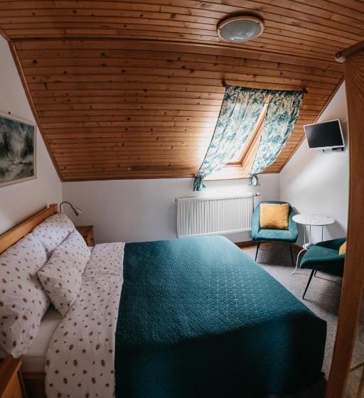 بنسيون Hemina Vendégház