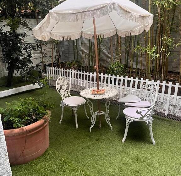 بنسيون Les Canoubiers Luxe Et Sérénité Au Cœur De Saint Tropez Suites Spacieuses Avec Jardin Enchanteur