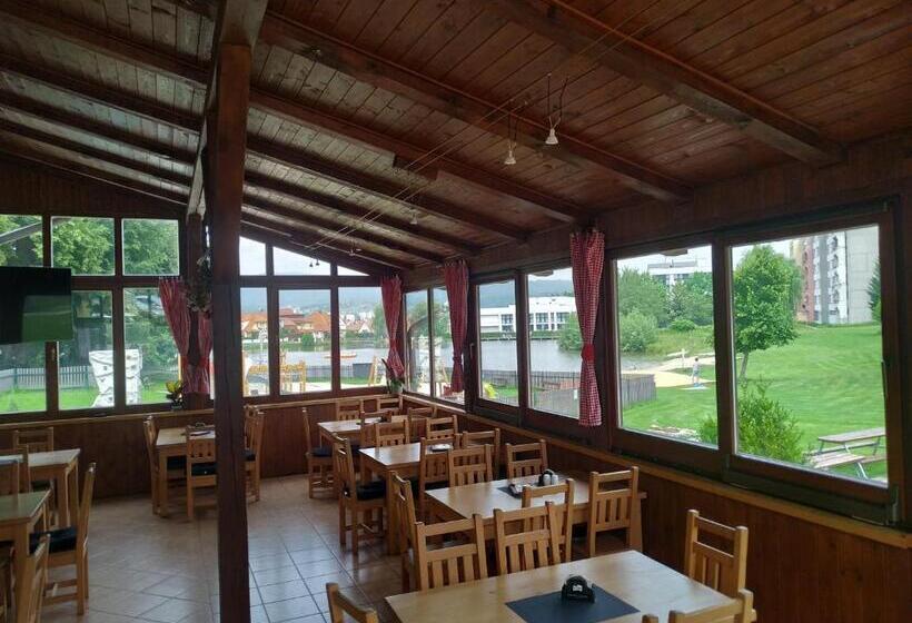 פנסיון Na Hrázi