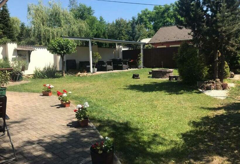 بنسيون Nótafa Vendégház Eger