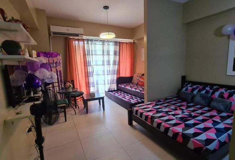 Pensjonat Pico De Loro Staycation