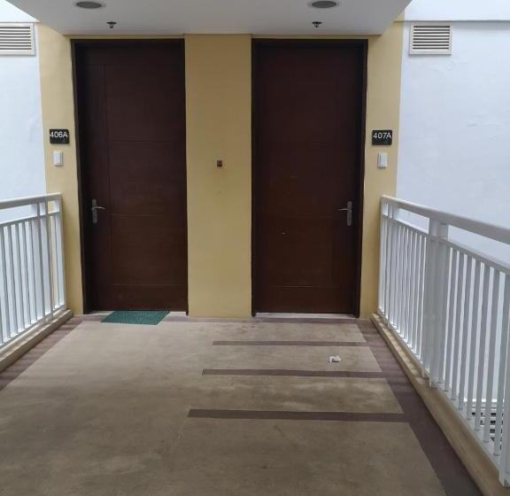 Pensjonat Pico De Loro Staycation