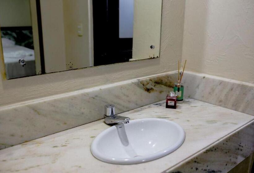 פנסיון Qavi   Villa Di Milos   Praia Da Pipa