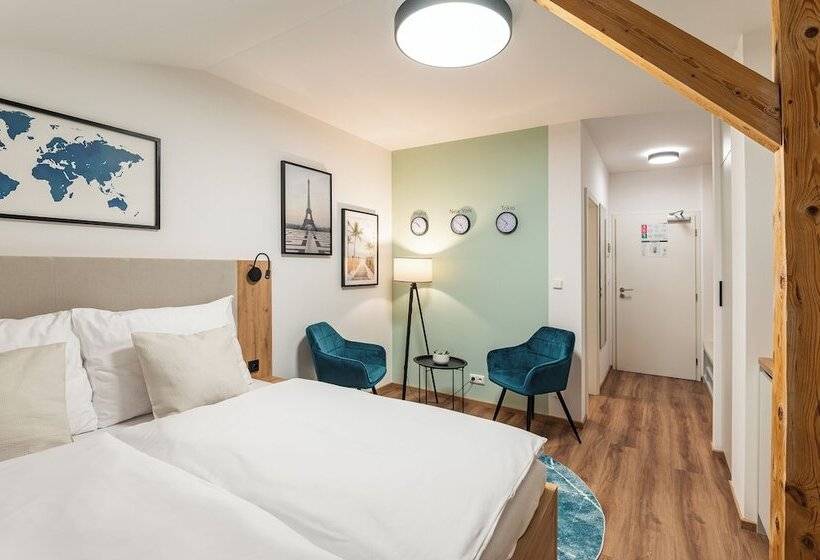 פנסיון Restovna