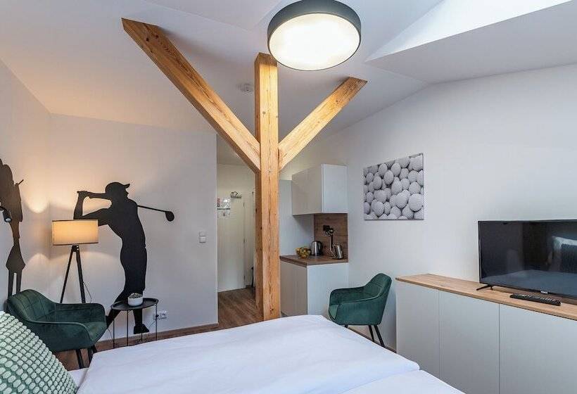 פנסיון Restovna