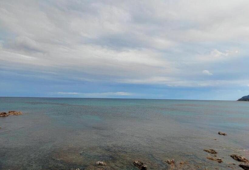 פנסיון Sa Teria Village   Camere Deluxe