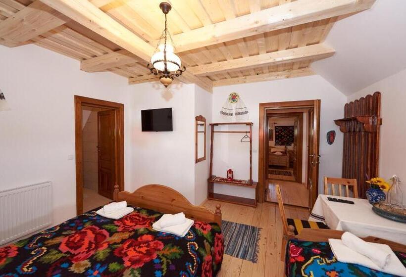 Pensiunea Agroturistica Casa Pribegilor