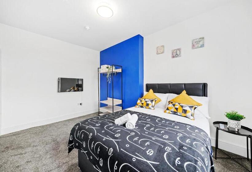 Sunshine Serviced Apartments By Happy Sunshine Stay