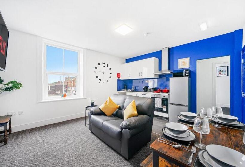 Sunshine Serviced Apartments By Happy Sunshine Stay