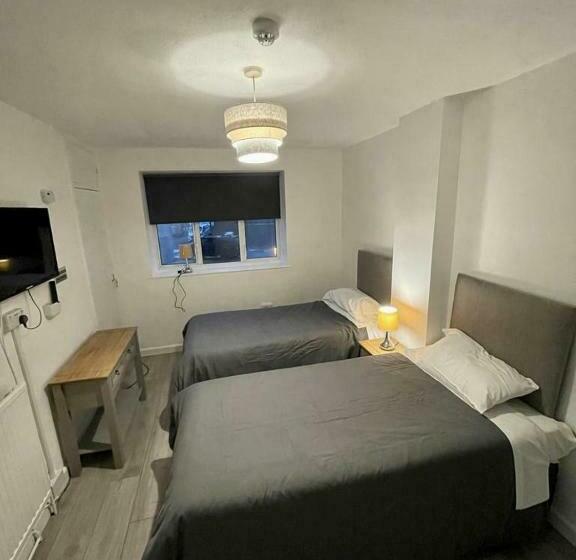 Top Twenty Bed And Breakfast