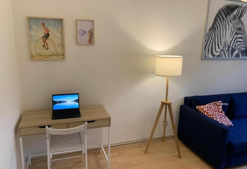 Traveler S City Shelter   By Nahuen Suites