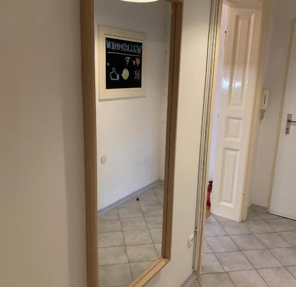 Traveler S City Shelter   By Nahuen Suites