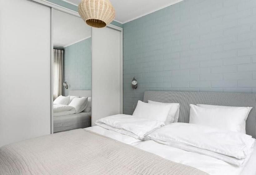 Upea Remontoitu Huoneisto Naantalin Sydämessä