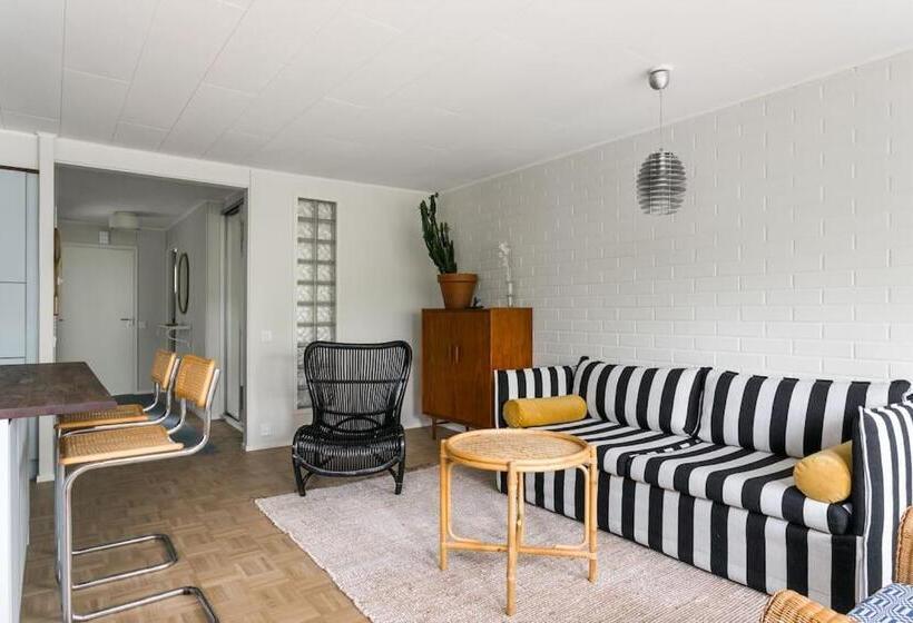 Upea Remontoitu Huoneisto Naantalin Sydämessä