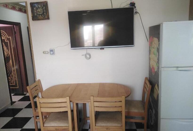 شقة فندقية   برج نجمة القصر