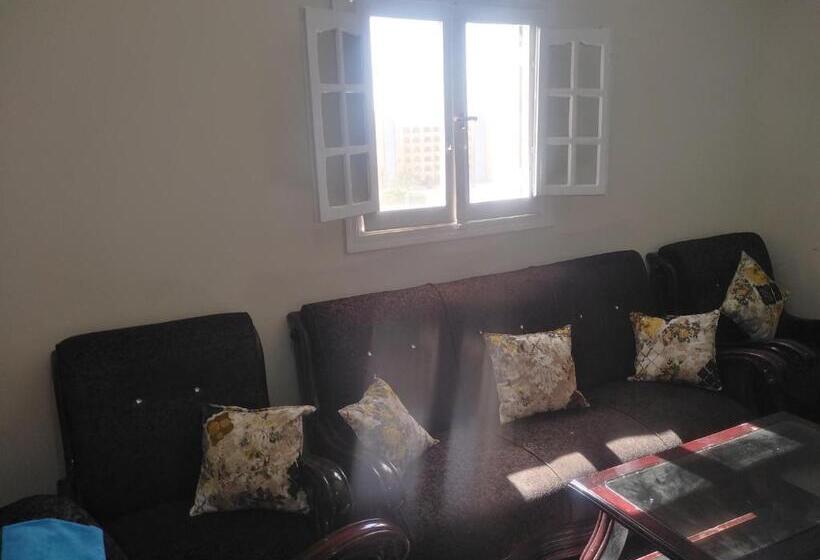 شقة فندقية   برج نجمة القصر