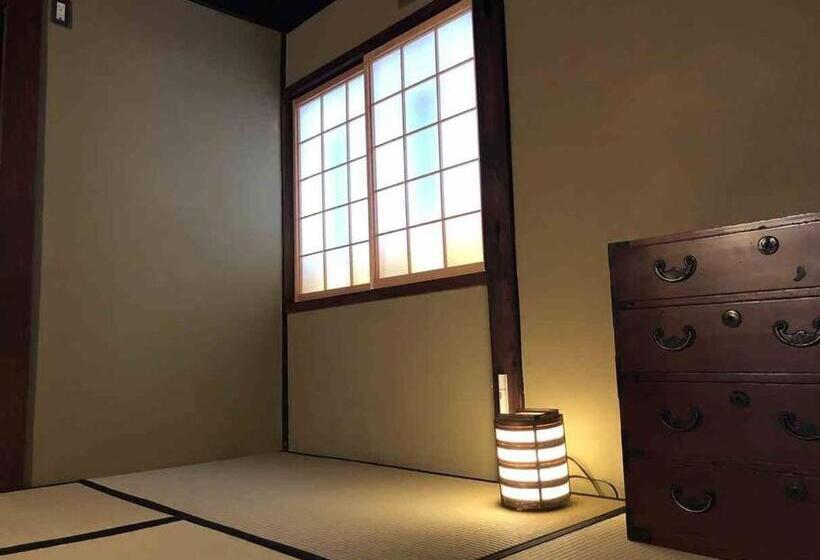 越中城端　荒町庵