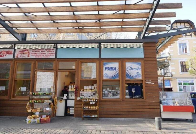 호스텔 Vintage Private Rooms In The Heart Of The Downtown