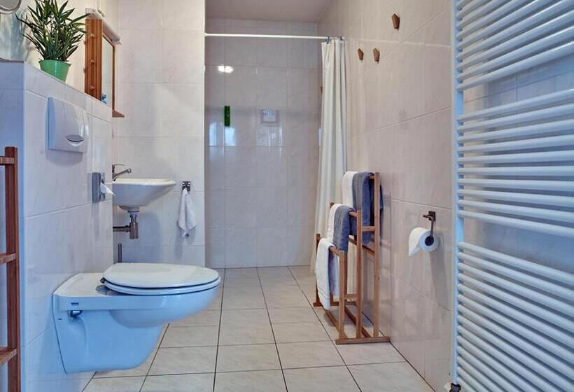 مبيت وإفطار Studio # Het Pauwennest