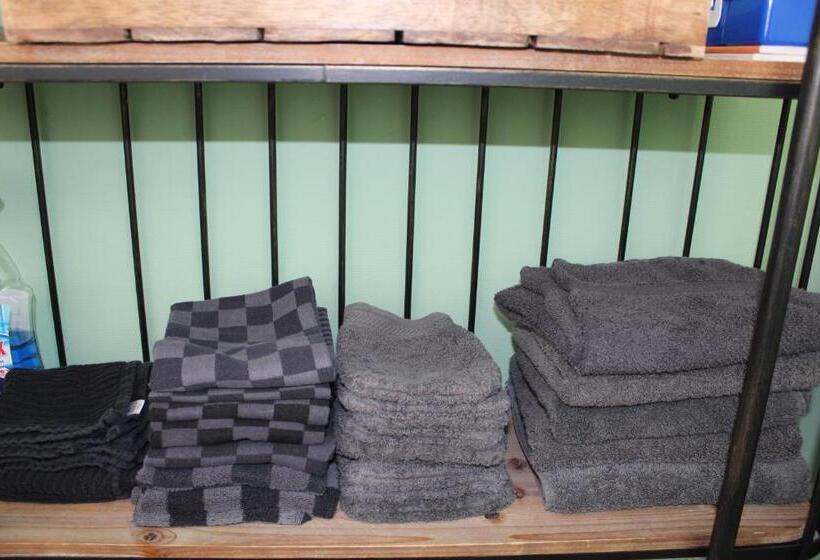 Bij De Molen Slapen , Rustig En Landelijk