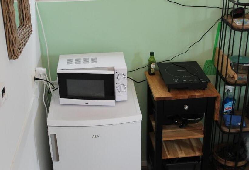 Bij De Molen Slapen , Rustig En Landelijk