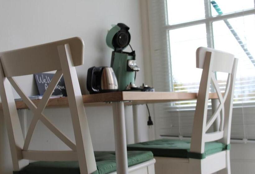 Bij De Molen Slapen , Rustig En Landelijk